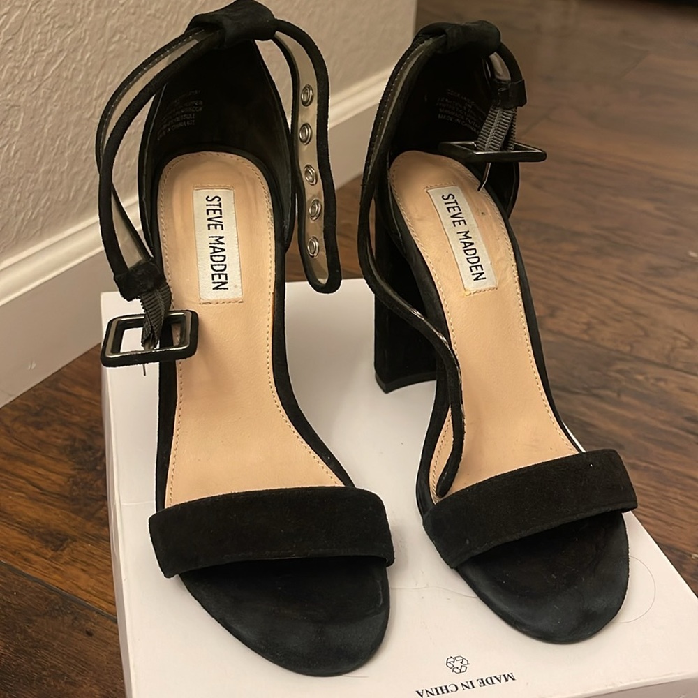 STEVE MADDEN Cecilia Black Suede Block Heel PVC Ankle Strap Heels Sandals 6M
